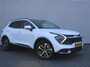 Kia Sportage 1.6 T-GDi Hybrid DynamicPlusLine | Stuur-/stoelverwarming | Elek. stoelverstelling + achterklep | Schuifdak | 18" LM | Matrix LED | Cruise adapt. | Camera |