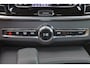 Volvo V90 T6 Recharge AWD Plus Bright - IntelliSafe Assist & Surround - 360º Camera - Harman/Kardon audio - Adaptieve LED koplampen - Verwarmde voorstoelen & stuur - Parkeersensoren voor & achter - Elektr. bedienb. voorstoelen met geheugen - 19' LMV