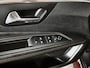Peugeot 3008 1.6 e-THP GT Line | AppleCarplay/AndroidAuto | Trekhaak | Panoramadak |
