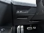 Peugeot E-3008 | Voorraad Voordeel € 6700 | GT Exclusive | Adaptieve cruise control met Stop&Go functie | Elektrische parkeerrem | Extra getinte achterste zijruiten en achterruit