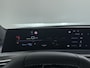 Peugeot E-3008 | Voorraad Voordeel € 6700 | GT Exclusive | Adaptieve cruise control met Stop&Go functie | Elektrische parkeerrem | Extra getinte achterste zijruiten en achterruit