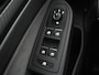 Volkswagen Golf 1.5 TSI R-Line Business | Carplay | Stoelverwarming | Led | Adaptive cruise | Parkeersensoren | Navigatie | Climate control | LM | Sfeerverlichting