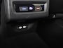 Volkswagen Golf 1.5 TSI R-Line Business | Carplay | Stoelverwarming | Led | Adaptive cruise | Parkeersensoren | Navigatie | Climate control | LM | Sfeerverlichting