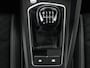 Volkswagen Golf 1.5 TSI R-Line Business | Carplay | Stoelverwarming | Led | Adaptive cruise | Parkeersensoren | Navigatie | Climate control | LM | Sfeerverlichting