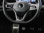 Volkswagen Golf 1.5 TSI R-Line Business | Carplay | Stoelverwarming | Led | Adaptive cruise | Parkeersensoren | Navigatie | Climate control | LM | Sfeerverlichting