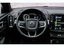 Volvo XC40 1.5 T4 Plug-in Hybrid Plus Dark | PHEV | Panoramadak | Harman Kardon Audio | Achteruitrijcamera | Parkeersensoren | Keyless Entry | Elektrische Achterklep | Elektrisch Verstelbare Voorstoelen | Navigatie | Apple Carplay | Android Auto | Cruise Control