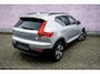 Volvo XC40 1.5 T4 Plug-in Hybrid Plus Dark | PHEV | Panoramadak | Harman Kardon Audio | Achteruitrijcamera | Parkeersensoren | Keyless Entry | Elektrische Achterklep | Elektrisch Verstelbare Voorstoelen | Navigatie | Apple Carplay | Android Auto | Cruise Control