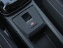 Citroën C3 Aircross 1.2 Hybrid 145pk Plus Automaat | Two-tone | Parkeersensoren | Climate Control | Apple Carplay & Android Auto