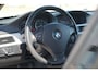 BMW 3-Serie Touring 318i | Black Sapphire | Xenon/PDC V+A/NAV/LMV/Cruise/AC - Keurig!