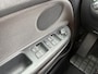 Volkswagen Golf Plus 1.2 TSI Highline 105 pk DSG Automaat. ( Cruise control ,Parkeersensoren voor/achter, trekhaak, ECC Airco)