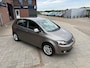 Volkswagen Golf Plus 1.2 TSI Highline 105 pk DSG Automaat. ( Cruise control ,Parkeersensoren voor/achter, trekhaak, ECC Airco)