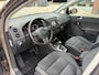 Volkswagen Golf Plus 1.2 TSI Highline 105 pk DSG Automaat. ( Cruise control ,Parkeersensoren voor/achter, trekhaak, ECC Airco)