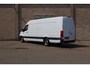 Mercedes-Benz Sprinter 319 CDI | L4 H2 | XXL | RWD | AUTOMAAT | 2X LUCHTGEVEERDE STOELEN | 360 CAMERA | DISTRONIC + | VOLLEDIG BETIMMERDE LAADRUIMTE | VOORRUITVERWARMING | STANDKACHEL | AIRCO AUTOMATISCH | CERTIFIED