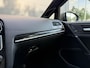 Volkswagen Golf 2.0 TSI R 4Motion / Eerste Eigenaar / NL Auto / 300PK / Schuif- Kanteldak / Dynaudio / Keyless / Stoelverwarming / Apple Carplay & Android Auto / Achteruitrijcamera / Inklapbare Spiegels / Parkeersensoren Voor & Achter / Navigatie /
