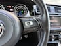 Volkswagen Golf 2.0 TSI R 4Motion / Eerste Eigenaar / NL Auto / 300PK / Schuif- Kanteldak / Dynaudio / Keyless / Stoelverwarming / Apple Carplay & Android Auto / Achteruitrijcamera / Inklapbare Spiegels / Parkeersensoren Voor & Achter / Navigatie /