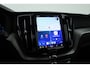 Volvo XC60 2.0 T8 455 PK Plug-in hybrid AWD Plus Dark | Luchtvering | Sport stoelen | 360 camera | Zwarte hemel | 21 inch | Adap. cruise |