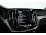 Volvo XC60 2.0 T8 455 PK Plug-in hybrid AWD Plus Dark | Luchtvering | Sport stoelen | 360 camera | Zwarte hemel | 21 inch | Adap. cruise |