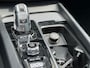 Volvo XC60 2.0 T8 Twin Engine AWD Inscription|Pano|Luchtvering|Trekhaak Elek|H&K|Dealer Onderhouden