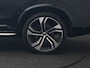 Volvo XC90 T8 Recharge AWD Ultimate Dark 7 Persoons 456pk PHEV LONG RANGE Dealer O.H | Trekhaak af Fabriek | Bowers & Wilkins | Panodak | 22"L.M | Adaptive Cruise | Head Up | Alcantara Hemel | Pilot Assist | Google Maps | Keyless |