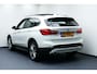 BMW X1 sDrive18i High Executive. Panodak, Leer, Stoelverw, Navi, Camera, 18"LMV, Haak 1700kg