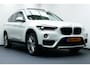 BMW X1 sDrive18i High Executive. Panodak, Leer, Stoelverw, Navi, Camera, 18"LMV, Haak 1700kg