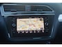 Volkswagen Tiguan 1.4 TSI ACT Comfortline Business | Navigatie | Apple Carplay/Android Auto | Leer | Panorama Dak | NL auto!! | Veel opties en erg lage km stand!!