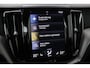 Volvo XC60 T4 R-Design | Camera | BLIS | Elektrische Achterklep | Memory Seats | Apple CarPlay | Verwarmde Voorruit | 19 Inch
