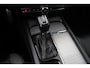 Volvo XC60 T4 R-Design | Camera | BLIS | Elektrische Achterklep | Memory Seats | Apple CarPlay | Verwarmde Voorruit | 19 Inch