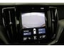 Volvo XC60 T4 R-Design | Camera | BLIS | Elektrische Achterklep | Memory Seats | Apple CarPlay | Verwarmde Voorruit | 19 Inch