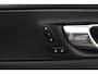 Volvo XC60 T4 R-Design | Camera | BLIS | Elektrische Achterklep | Memory Seats | Apple CarPlay | Verwarmde Voorruit | 19 Inch