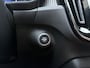 Volvo XC40 T4 211pk R-Design / Full-LED / Elektr. Stoelen / Panoramadak / 360 camera / Harman&Kardon Audio / 19'' / Getint glas / Keyless / Trekhaak / Stoel + Stuurw. Verwarming / Achterb. Verwarming / ACC / BLIS /