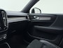Volvo XC40 T4 211pk R-Design / Full-LED / Elektr. Stoelen / Panoramadak / 360 camera / Harman&Kardon Audio / 19'' / Getint glas / Keyless / Trekhaak / Stoel + Stuurw. Verwarming / Achterb. Verwarming / ACC / BLIS /