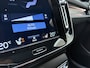 Volvo XC40 T4 211pk R-Design / Full-LED / Elektr. Stoelen / Panoramadak / 360 camera / Harman&Kardon Audio / 19'' / Getint glas / Keyless / Trekhaak / Stoel + Stuurw. Verwarming / Achterb. Verwarming / ACC / BLIS /