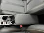 Peugeot 208 1.2 Hybrid 110 e-DCS6 GT | Camera & Sensoren Voor + Achter | Blindspot Monitoring | Adaptive Cruise Control | CarPlay | Lane Keeping |