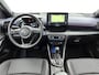 Toyota Yaris 1.5 Hybrid Tokyo Spirit Premium Pack | Panoramadak | JBL | Head-Up Display | dodehoek detectie | Stoel+stuurverwarming | Parkeersensoren voor+achter | Navigatie | Apple CarPlay/Android Auto |