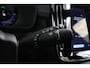 Volvo XC40 Recharge Core 70 kWh Zwarte hemel, Stoel/stuur verwarming, Apple carplay