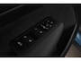 Volvo XC40 Recharge Core 70 kWh Zwarte hemel, Stoel/stuur verwarming, Apple carplay