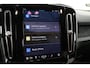 Volvo XC40 Recharge Core 70 kWh Zwarte hemel, Stoel/stuur verwarming, Apple carplay