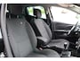 Renault Clio 0.9 TCe Limited, Climate, Cruise, PDC A, Navi, Prijs is Rijklaar Inclusief 6 Maanden Garantie
