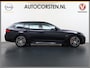 BMW 5-Serie Touring 530e 292PK Hybrid xDrive M-Sport Leder Elek.Comfort Stoelen+Memory+Verwarmd Shadow Line Live Cockpit Pro Apple Carplay/Android Auto Ecc Business Edition Plus Elek.Achterklep Aero-Pack 4WD AWD Pdc DAB+ Led+High Beam Assist Cruise Control Wifi Dealeronderhouden Origineel Nederlandse Auto