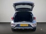 Volkswagen T-Roc 1.5 TSI Style | Stoelverwarming | Achteruitrijcamera | IQ Matrix Koplampen | Carplay | Navigatie |