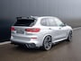 BMW X5 xDrive45e High Executive | M-sport | Hifi Sound | Schuif-/kantel Pano | Spoiler pakket! | Soft doorclose | Head-Up | Adapt. Cruise | Matt frozen gray wrap