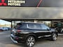 Mitsubishi Outlander 2.4 PHEV First Edition NIEUW UIT VOORRAAD LEVERBAAR | 2-zone Climate Control | Adaptieve Cruise Control | Parkeersensoren voor- en achter (8) | 20" lichtmetalen velgen | Blind Spot Warning | Apple CarPlay & Android Auto | Synthetisch lederen bekleding | 8 jaar fabrieksgarantie
