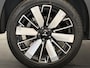 Mitsubishi Outlander 2.4 PHEV First Edition NIEUW UIT VOORRAAD LEVERBAAR | 2-zone Climate Control | Adaptieve Cruise Control | Parkeersensoren voor- en achter (8) | 20" lichtmetalen velgen | Blind Spot Warning | Apple CarPlay & Android Auto | Synthetisch lederen bekleding | 8 jaar fabrieksgarantie