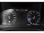 Volvo XC40 T2 Business Pro | Adaptieve cruise control | Performance audio | Apple carplay/Android auto | Keyless | 19 inch lichtmetalen velgen |