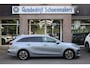 Kia Ceed Sportswagon 1.6 GDI PHEV DynamicPlusLine TREKHAAK-AFN CAMERA WIDE-NAVI HALFLEER CARPLAY NAVI DAB PDC DEALER-ONDERHOUDEN ELEK-ACHTERKLEP ENZ.