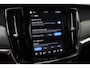 Volvo V90 2.0 T6 Plug-in hybrid AWD Plus Dark | ACC | Panoramadak | 360° Camera | Head-Up | Harman/Kardon | Stoel+Stuurverwarming | 19 Inch