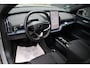 Volvo EX30 SOH 100% 69kWh Extended Range Plus Trekhaak/Stoel+stuurverwarming/NL 1e eigenaar/Harman&Kardon/Camera