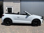 Volkswagen T-Roc 1.5 TSI R-Line / AUTOMAAT/ BLACK STYLE/ CAMERA/ PARK. SENSOREN/ IQ. LIGHT/ APP CONNECT/ ADAPT. CRUISE/ NAVI/ AIRCO/ DAB/ CLIMA/ RIJ-MODI/ 18'' LMV