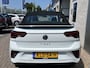 Volkswagen T-Roc 1.5 TSI R-Line / AUTOMAAT/ BLACK STYLE/ CAMERA/ PARK. SENSOREN/ IQ. LIGHT/ APP CONNECT/ ADAPT. CRUISE/ NAVI/ AIRCO/ DAB/ CLIMA/ RIJ-MODI/ 18'' LMV